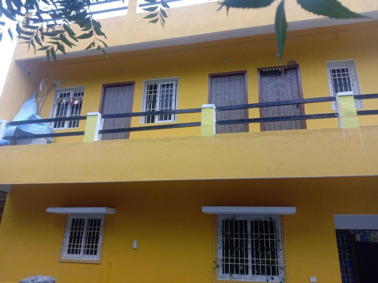 Thendral Hostel Monthly Rental Pondicherry Bagian luar foto